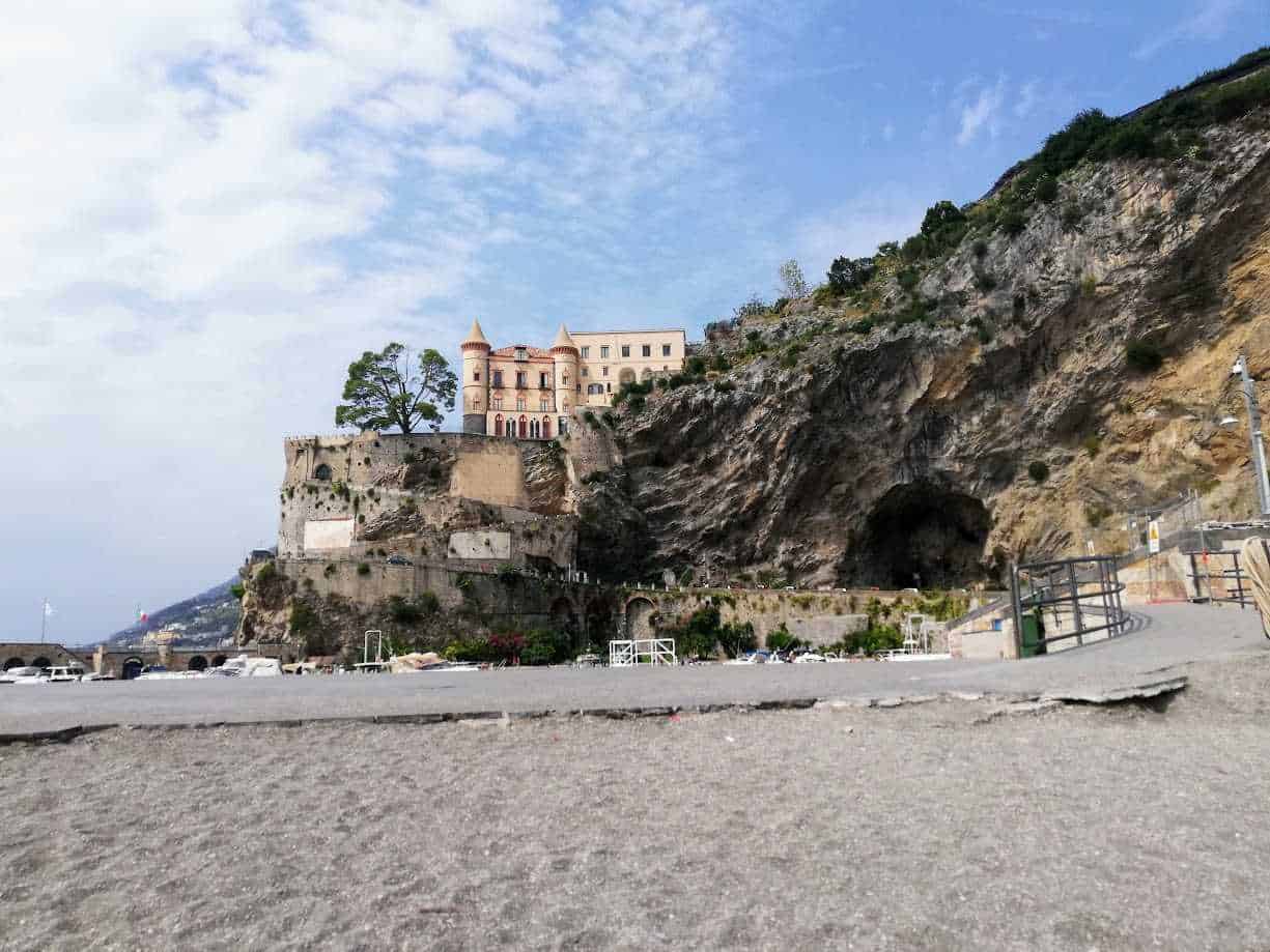 Le migliori spiagge esclusive in Italia, dalla Costiera Amalfitana