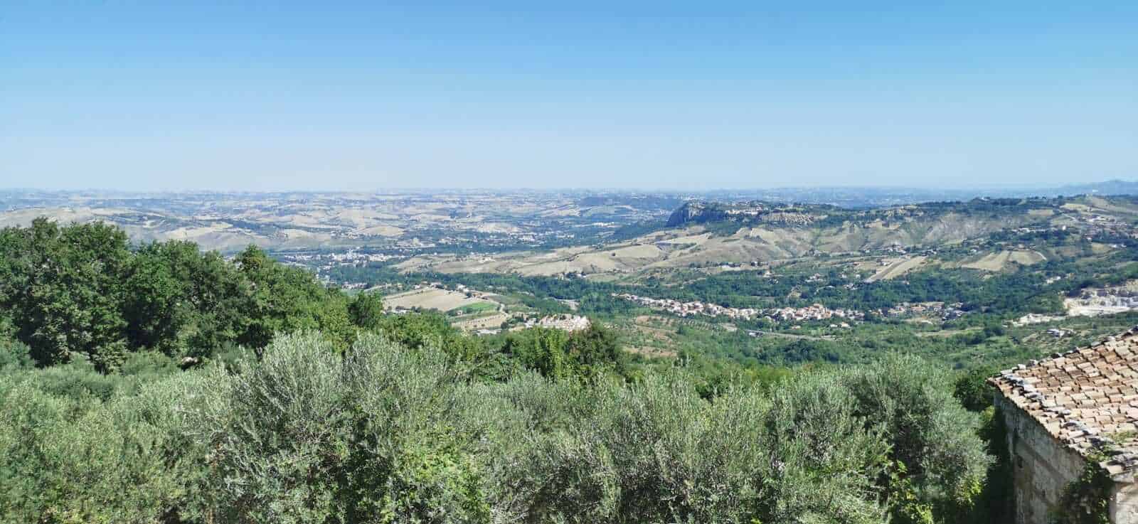 Esplorando il Fascino del Paesaggio di Montagna