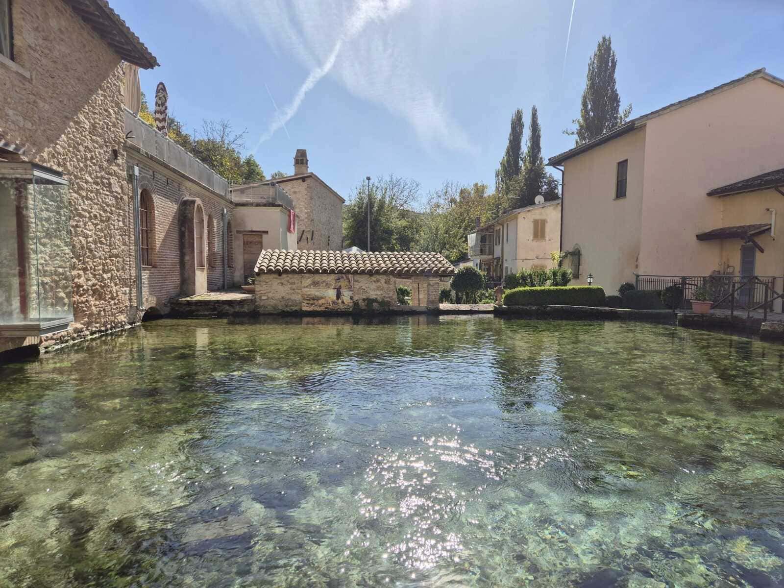 Rasiglia Umbria: Where It Is Located and What to See