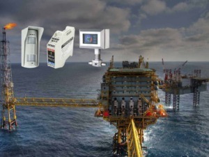Certificazione ATEX: Sensori di controllo e pompe di backup installati su piattaforma offshore per monitoraggio e sicurezza industriale in oleodotto sottomarino.
