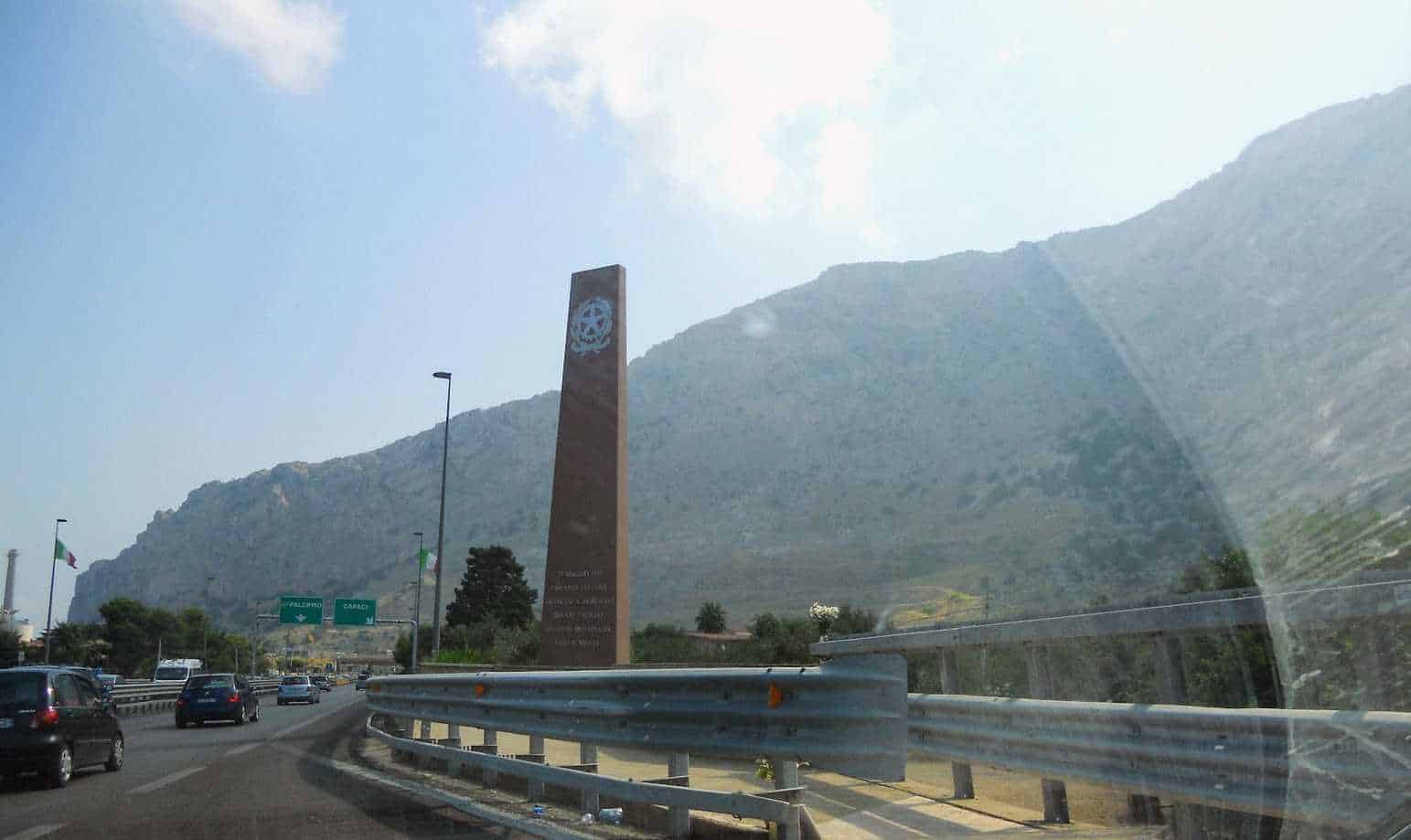 Monumento alla Strage di Capaci simbolismo