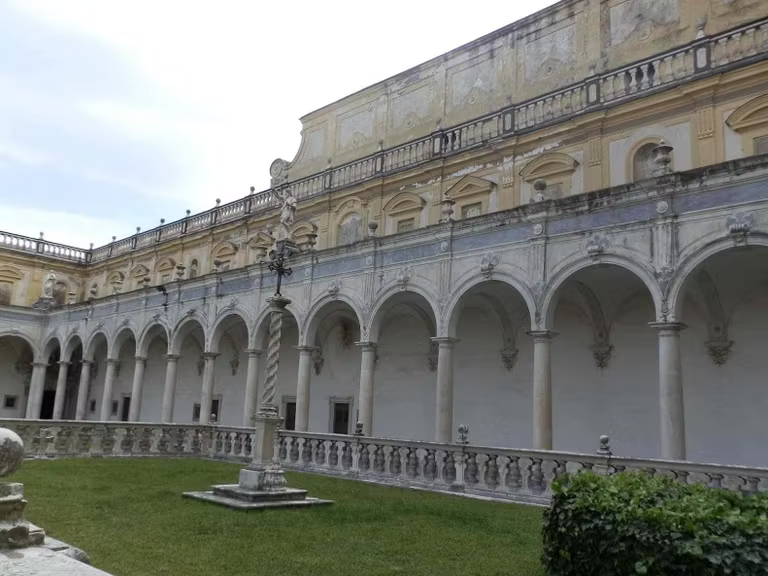 La scala elicoidale e le antiche celle