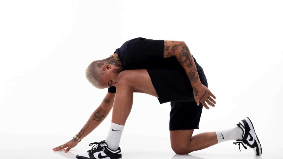 Abbigliamento sportivo uomo per allenamento in palestra e outdoor