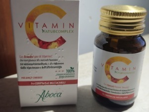 Vitamina C - Integratore naturale per il sistema immunitario, migliora l'energia e riduce l'affaticamento, formato in compresse masticabili.