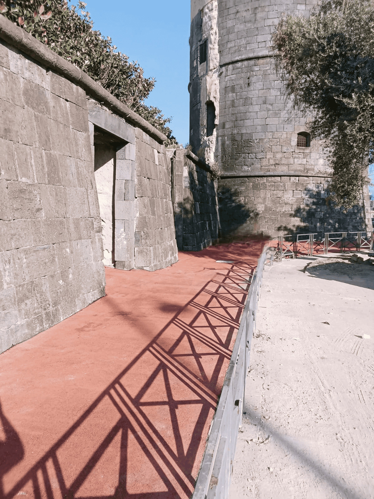 torre aragonese a napoli
