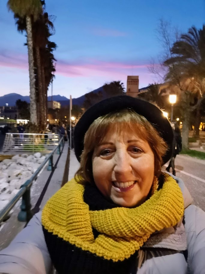 Fedora e cappotto