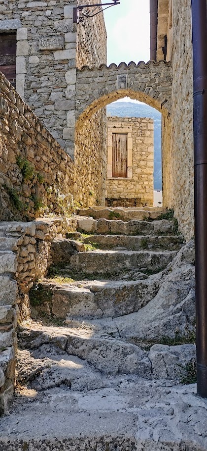 Percorso verso la chiesa