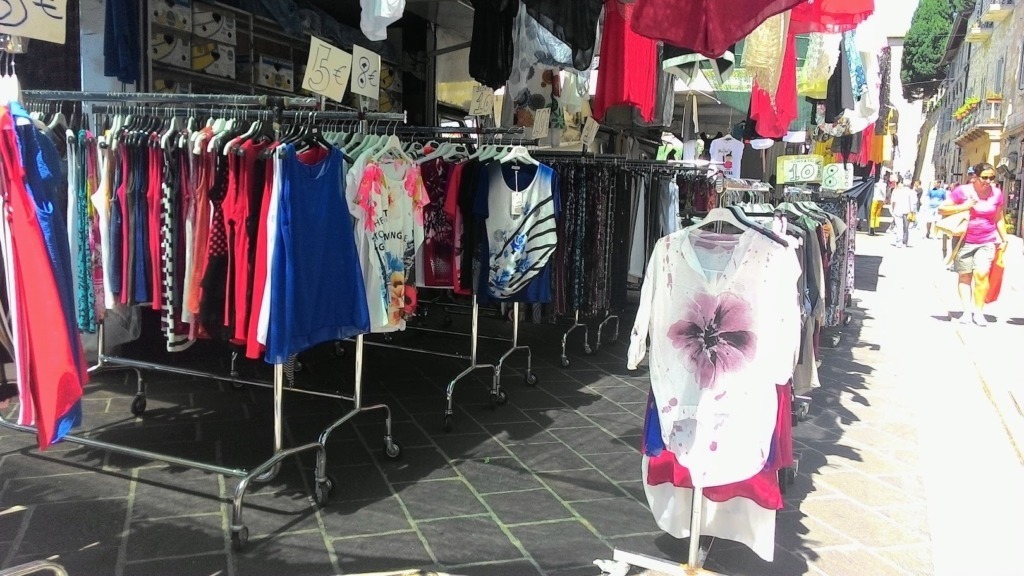 Come comprare moda etica e sostenibile: cosa controllare prima di acquistare 3 Come comprare moda etica e sostenibile cosa controllare prima di acquistare