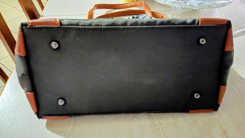 base della borsa verde
