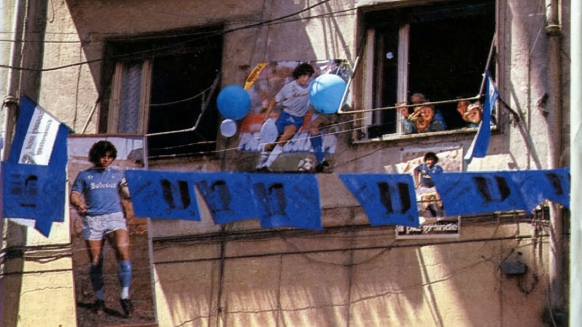 Quartieri Spagnoli Largo Maradona, murale di Diego